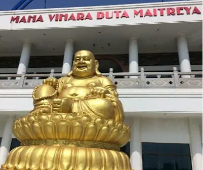 Maha Vihara Duta Maitreya Batam