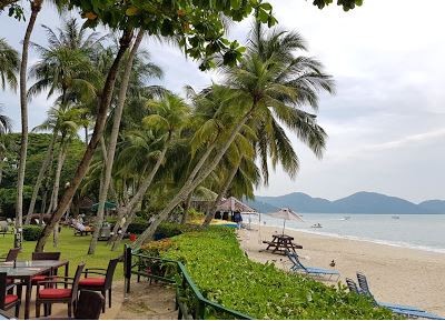 Pinang Bar at Shangri-La's