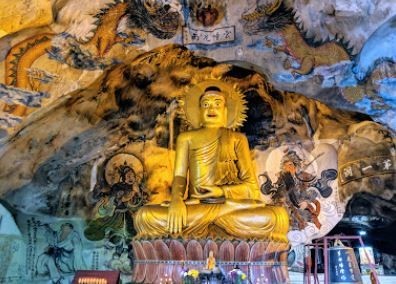 Perak Cave Temple 霹雳洞 Ipoh