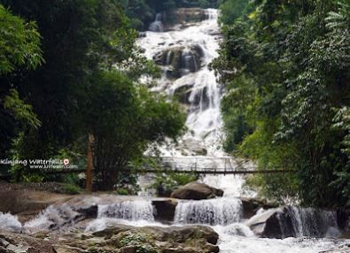 Lata Kinjang Waterfall