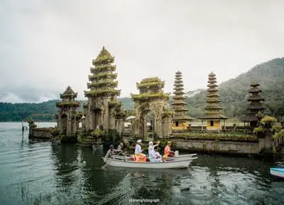 Lake Tamblingan Bali