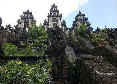 Pura Luhur Batukaru Bali