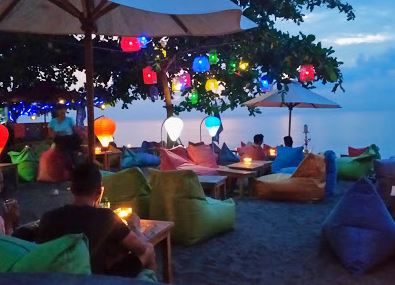 La Chill Bar & Restaurant Senggigi Lombok