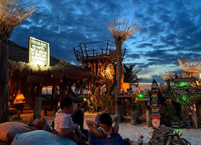 Nightlife In Koh Lipe 1