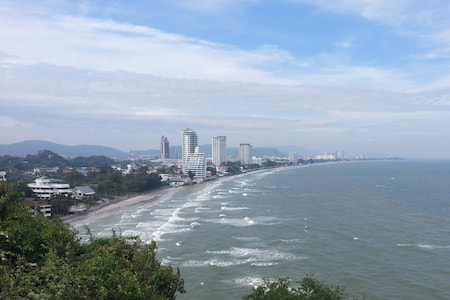 Hua Hin Travel Guide